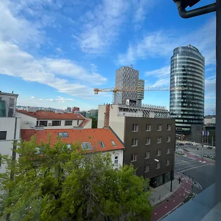 Apartmán Nivy - 8 Hosti Bratislava